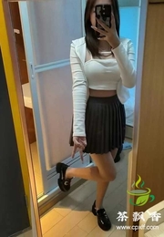 冰冰，嫩妹18岁，人照一致