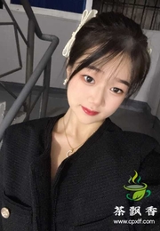 03皮肤白态度端正大方