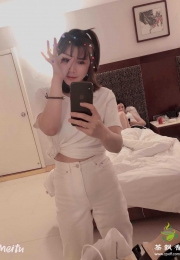 天河美艳动人-安琪拉