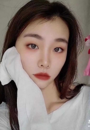 白云粉嫩模特-西西