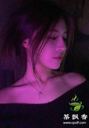 少女可爱，梅花园